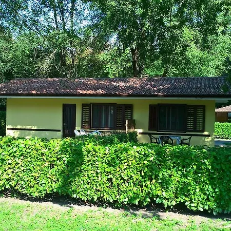 阿奎莱亚露营酒店