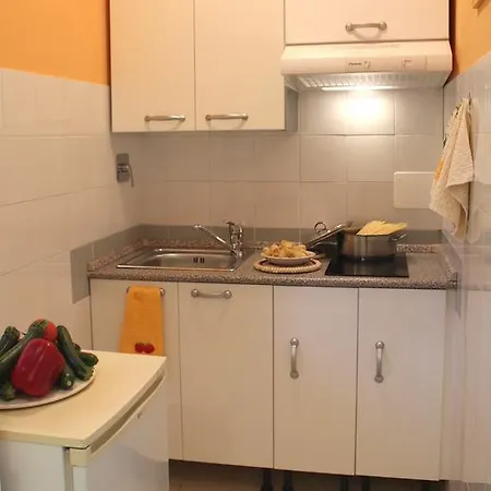 营地 阿奎莱亚露营酒店 *